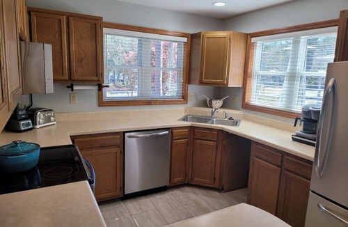 Windy Hill House | Quiet Windy Hill Retreat | Pool, Game Room, Pets