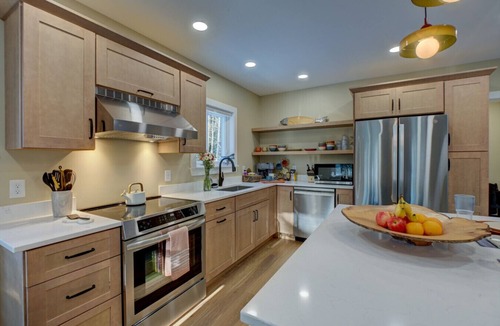 Trenton House | Rail`s Retreat~ 2BR/1.5B Entire House Near Acadia National Park