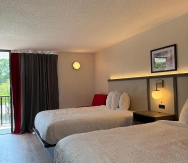 Lumberton Hotel | Ramada by Wyndham Lumberton NC North