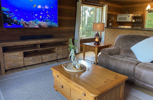 Mount Airy Cabin | Red-Roof Cabin Suite with Hot Tub & Blue Ridge Views!