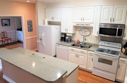 Eutawville House | Relax by Lake Marion - A lake home with you in mind.