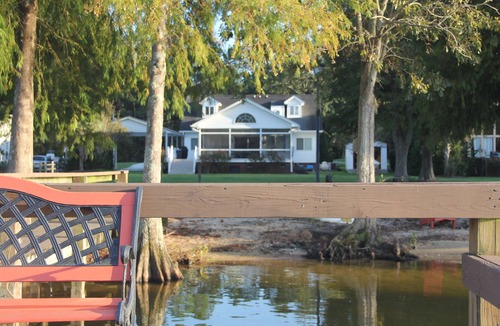 Eutawville House | Relax by Lake Marion - A lake home with you in mind.