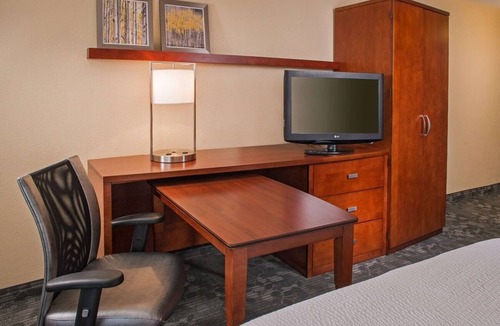 University Place Hotel | Relaxing Unit | Pets Welcome, Near Music Pavilion