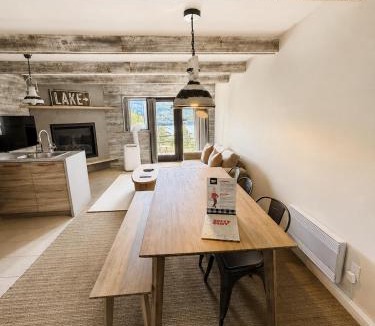 Mont-Tremblant House | Renovated 1 bedroom with Views of Mont-Tremblant