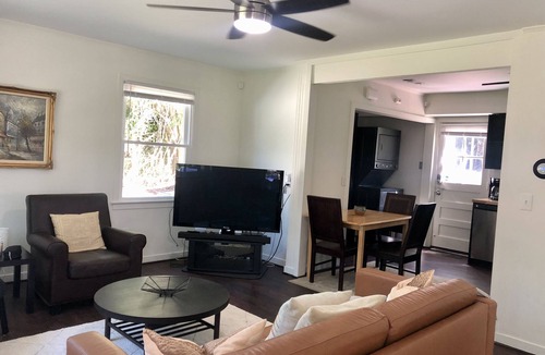 North Charlotte House | Renovated Oasis: Pet-Friendly Yard, Near NoDa & Plaza Midwood, Tesla Charging