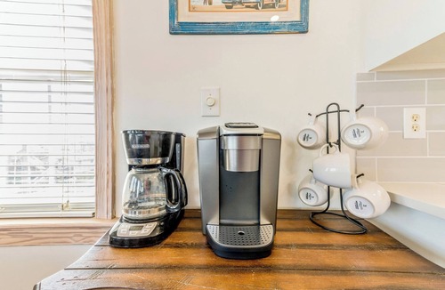 Rodanthe House | Renovated - Seaside 5BR Caribbean Escape near the Rodanthe Pier