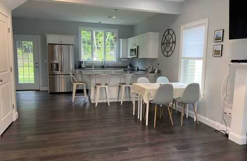 Arundel Cottage | Resort amenities, 2 heated pools, 15 mins to the beaches, game room, club house