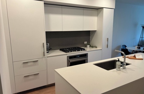 Squamish Condo | Resort Condo: 40 min to Vancouver/Whistler Gym, Rooftop Patio, Hottub, Sauna ETC