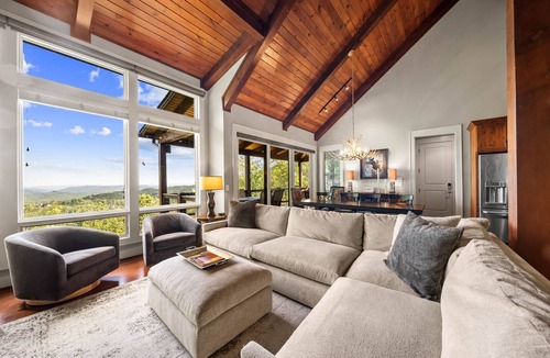 Deep Gap House | Resort Home–Scenic Views-Whispering Ridge Estate