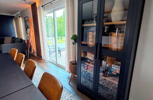 Richlands House | Retreat Near Lejeune & OAJ Hot Tub EV Charger