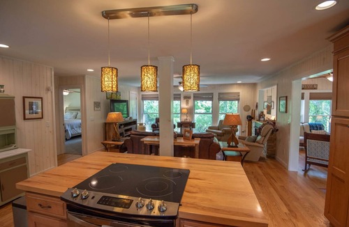 West Jefferson Ski Chalet | Retriever Beach - New River-frontage with Your Own Private Beach! Fire Pits - Games and More!