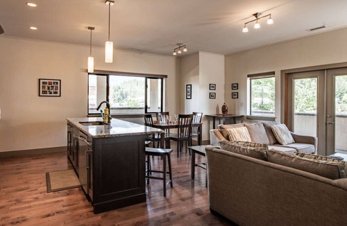 Revelstoke Condo | Revelstoke - Lux Downtown Condo