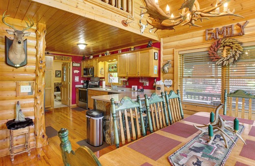 Piney Creek Cabin | 'River Dream Cabin' on New River w/Fire Pit