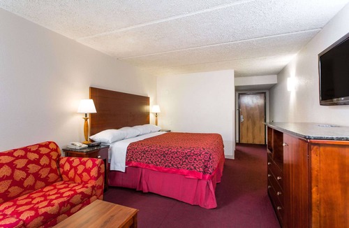 Archdale Hotel | Rodeway Inn High Point - Archdale