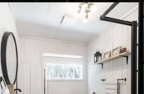 Lakeview Ski Chalet | Romantic cottage w/fire pit in the woods close to great hiking trails