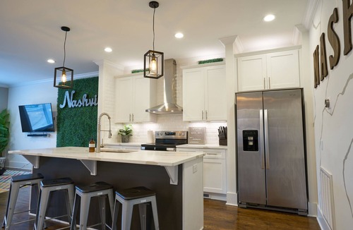 Cleveland Park House | ★Rooftop Deck ★4BR/4BA 3mi to Broadway