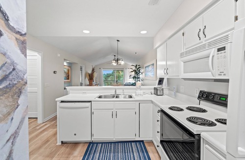 Pawleys Island Condo | "Safe Harbor" Stunning Golf & Lake Views 2 Bedroom 2 Bath Professionally Cleaned