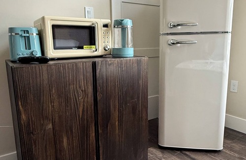 North Alton Apartment | Sakura Valley Studio Suite #1 | Private Entrance in beautiful Annapolis Valley