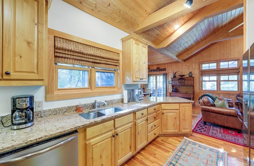 Cullowhee House | Scenic Mtn & Fairway Views: Cozy Cashiers Getaway