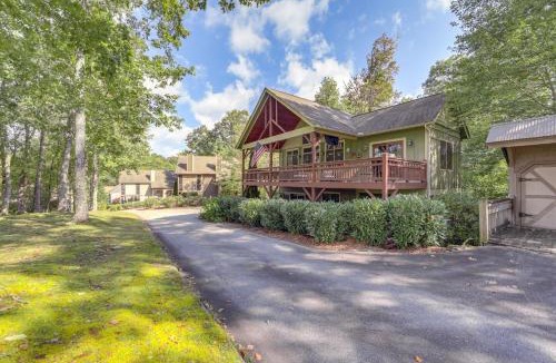 Cullowhee House | Scenic Mtn & Fairway Views: Cozy Cashiers Getaway