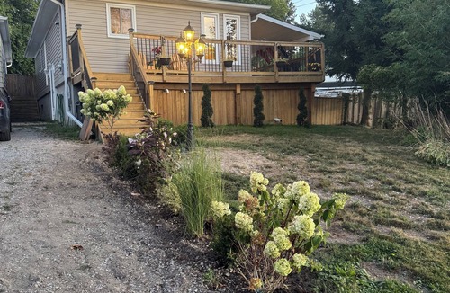 Scugog House | Scugog Island- Lake View & ACCESS! Enjoy your PRIVATE retreat 😃