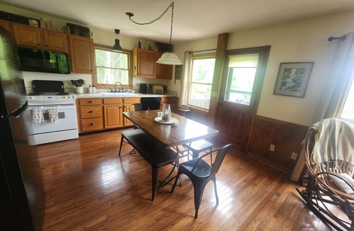 Wilson Creek Cabin | Secluded cabin in the mountain woods with amazing view & nearby natural wonders!