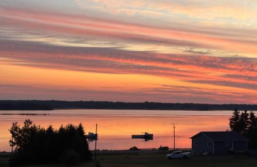 Commercial Cross House | Serene Cove Retreat Cottage- Blue