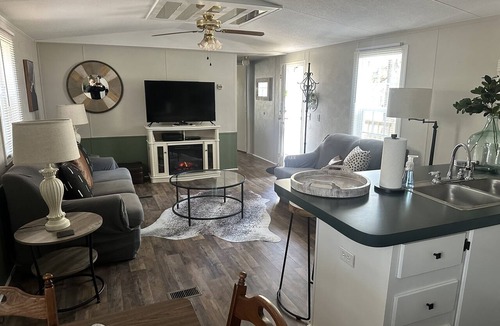 Littleton House | Single-Wide Stunner: Lake Access, Recreational Park, Super Cozy, Dog Friendly!