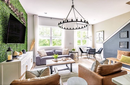 Katie Hill Neighborhood House | Skyline Serenity – Rooftop Patio – Ping Pong
