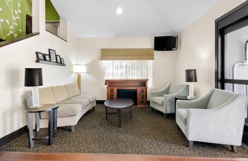 Princeton Hotel | Sleep Inn & Suites Princeton I-77