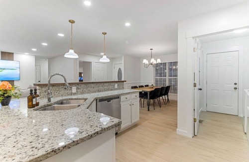 Boiling Springs House | Sleeps 12 | 2 King beds w/Gym, Ping-Pong, Arcade, BBS Spartanburg & Greenville