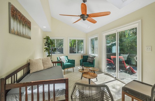 Charlotte House | Sleeps 15, Entire Home, Deep Discounts for Longer Stays