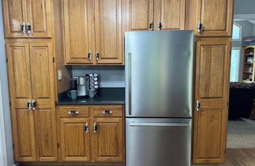 Franklin House | Solace Mountain Cozy Mountain Retreat with Game Room, sleeps 9, Wifi, private