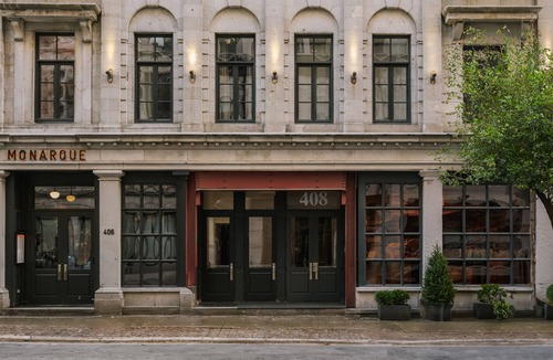 International District Apartment | Sonder Penny Lane | One-Bedroom Apartment w/Balcony