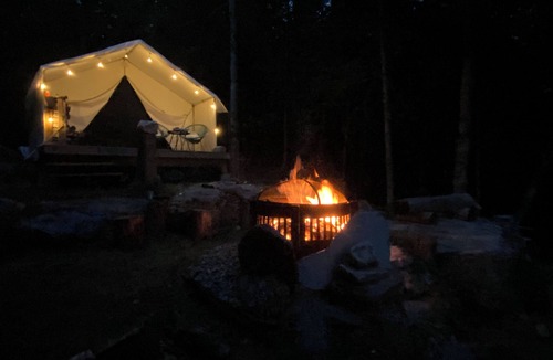 Broadbent RV Rental | Sound of Silence off-grid Glamping in Muskoka