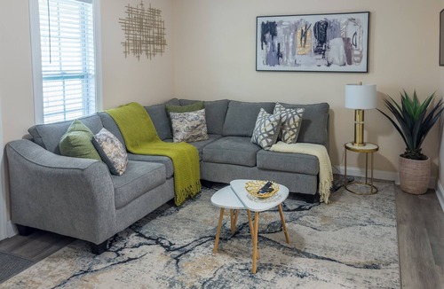 Christiansburg House | Spacious 1 Bedroom Home, 9 Minutes to VT & I-81