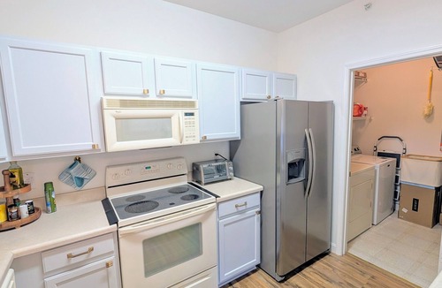 Charlotte Condo | Spacious 1-Bedroom condo in Ballantyne/South Charlotte with Office and Laundry