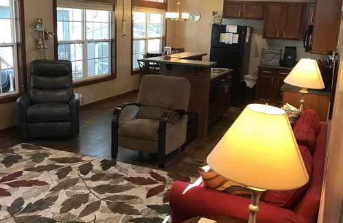 Surfside Beach House | Spacious 3BR Beach Vacation Home in Myrtle Beach with all the Perks