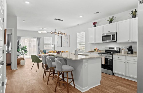 Carolina Forest House | Spacious 3BR Lakeview Retreat with Pool Near Beach & Shopping
