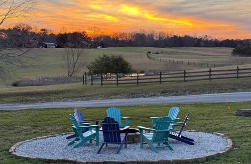 Spencer Cabin | Spacious 4B-3B cabin-Stunning Views-Beautiful outdoor areas-By Fall Creek Falls