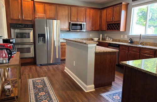 Simpsonville House | Spacious 5-BR Retreat in Simpsonville, SC – Perfect for Gatherings & Getaways
