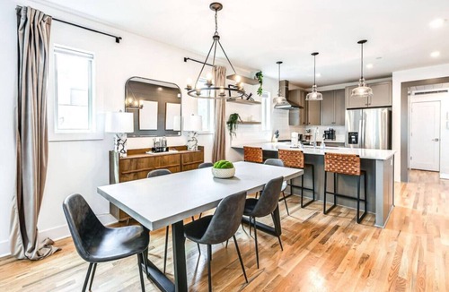 East Nashville Villa | Spacious home near East Nashville with rooftop and game room
