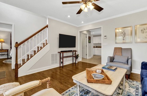 Barnardsville House | Spacious Mountain Retreat with Bonus Game Room Near Asheville, Barnardsville, NC