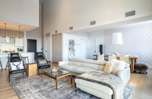 Mont-Tremblant House | Spacious Ski In Ski Out Penthouse - Horizon 2-306