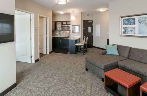Saskatoon Apartment | Spacious Suite w/Free Breakfast & Local Shuttle