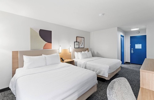 Abingdon Hotel | Spark by Hilton Abingdon I-81 near Fairgrounds