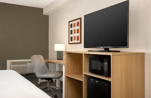 Edmundston Hotel | Spark by Hilton Edmundston