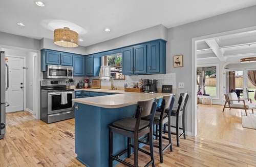 Davidson County House | Spotless 4BR Hot tub Fire pit Game Room Privacy Fence 12 Mins to DT