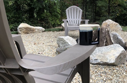 Saluda House | Spring is in the air! Come enjoy this mountain retreat!