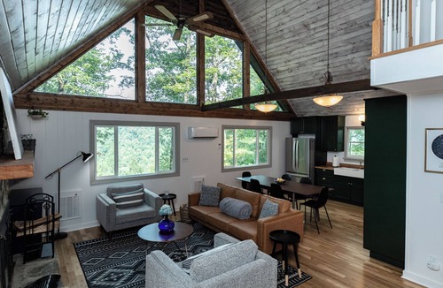 Deep Gap Cabin | Star View Cabin HOT TUB*Pets Ok*Long Range Views*K K Q 4TB